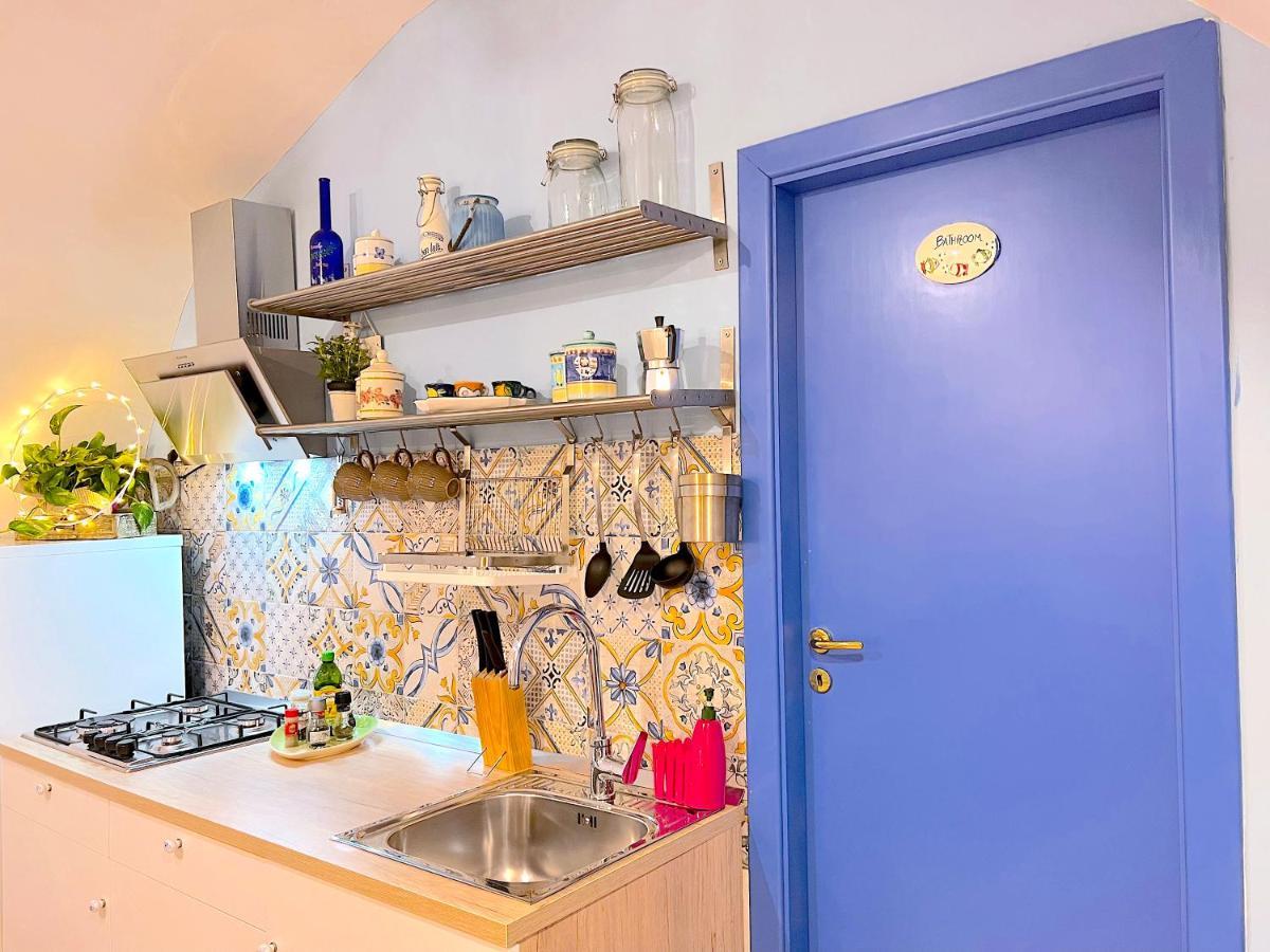 Apartment Napoli Appartamento *